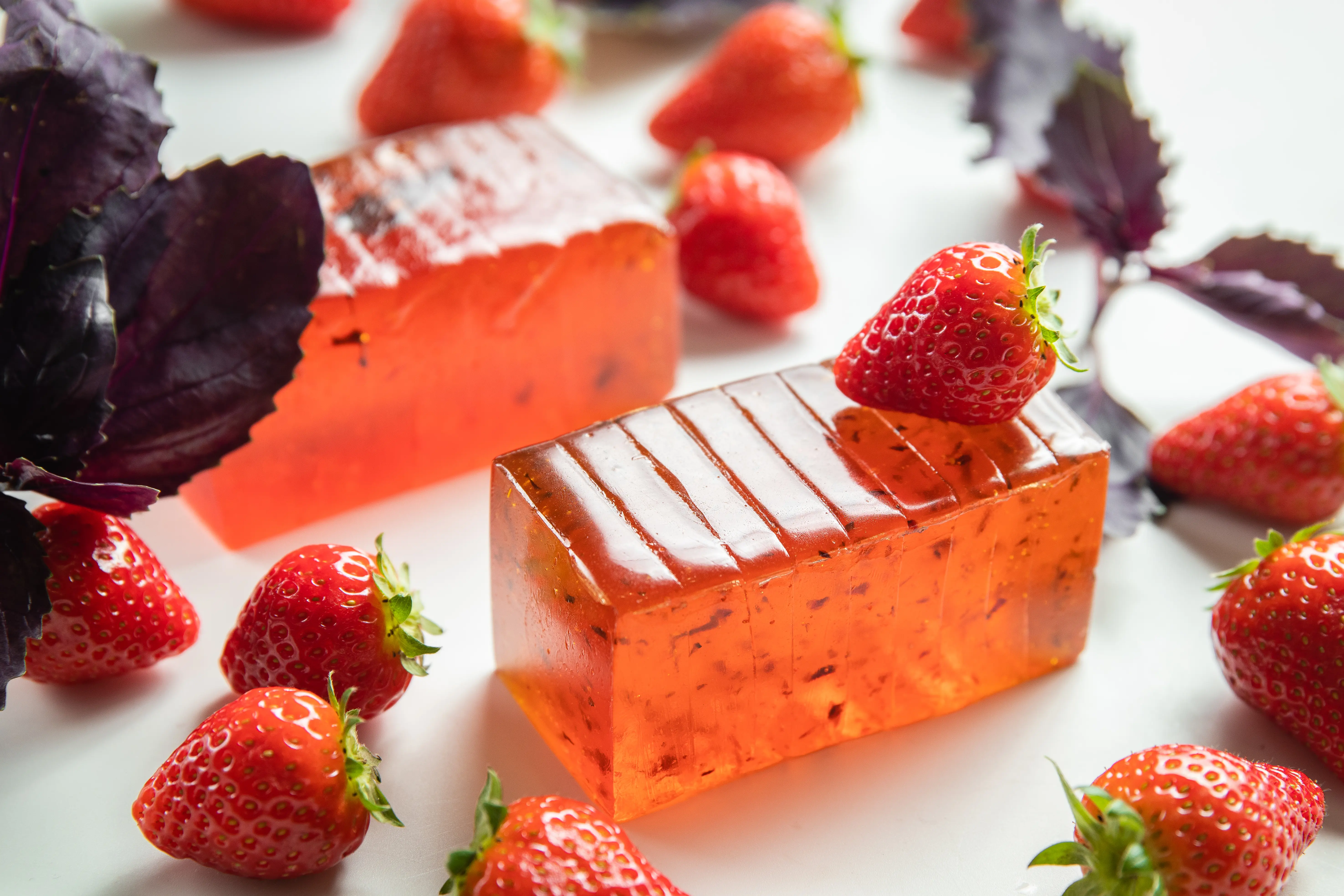 Натуральный мармелад Клубника-Базилик без желатина — Котёл