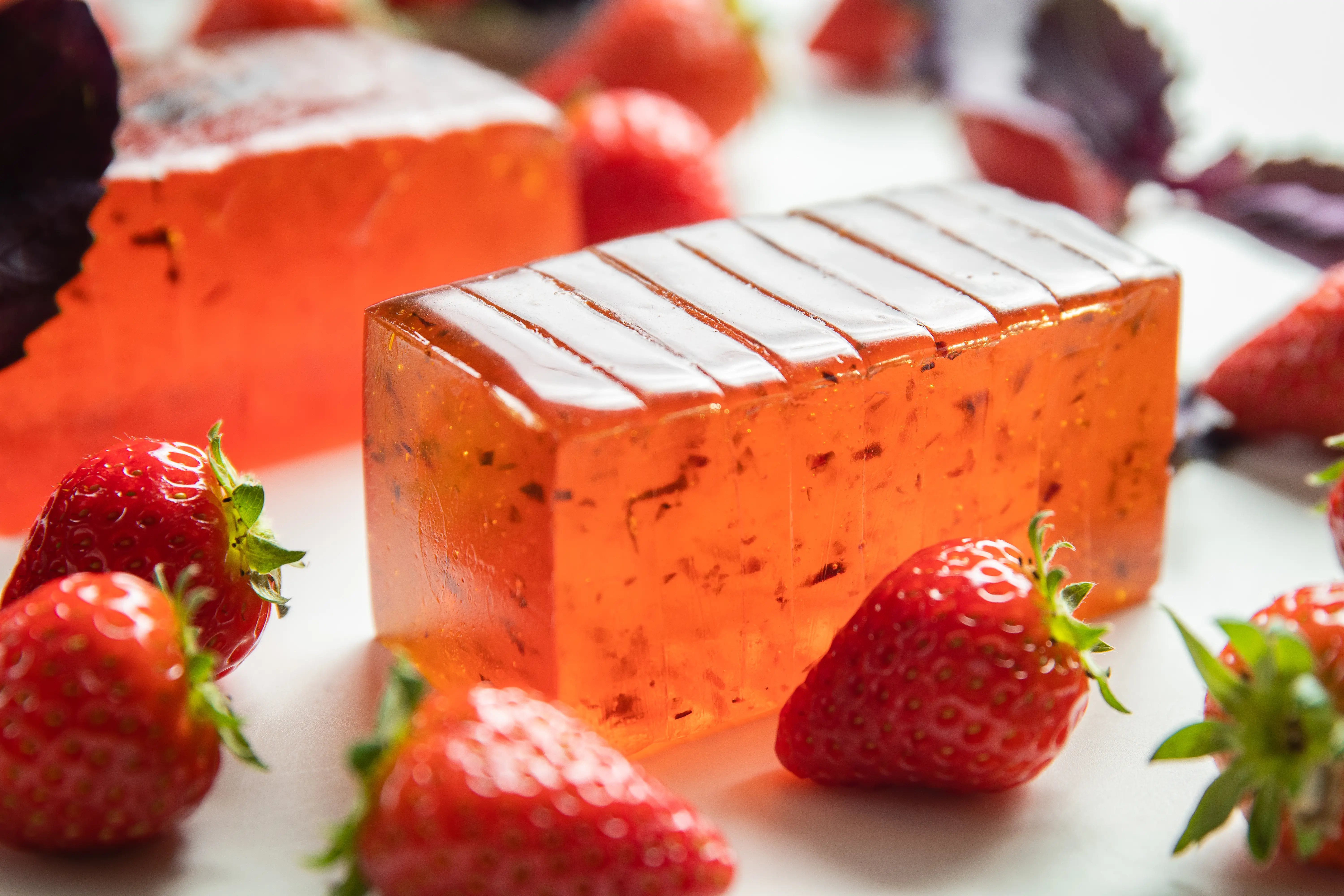 Натуральный мармелад Клубника-Базилик без желатина — Котёл